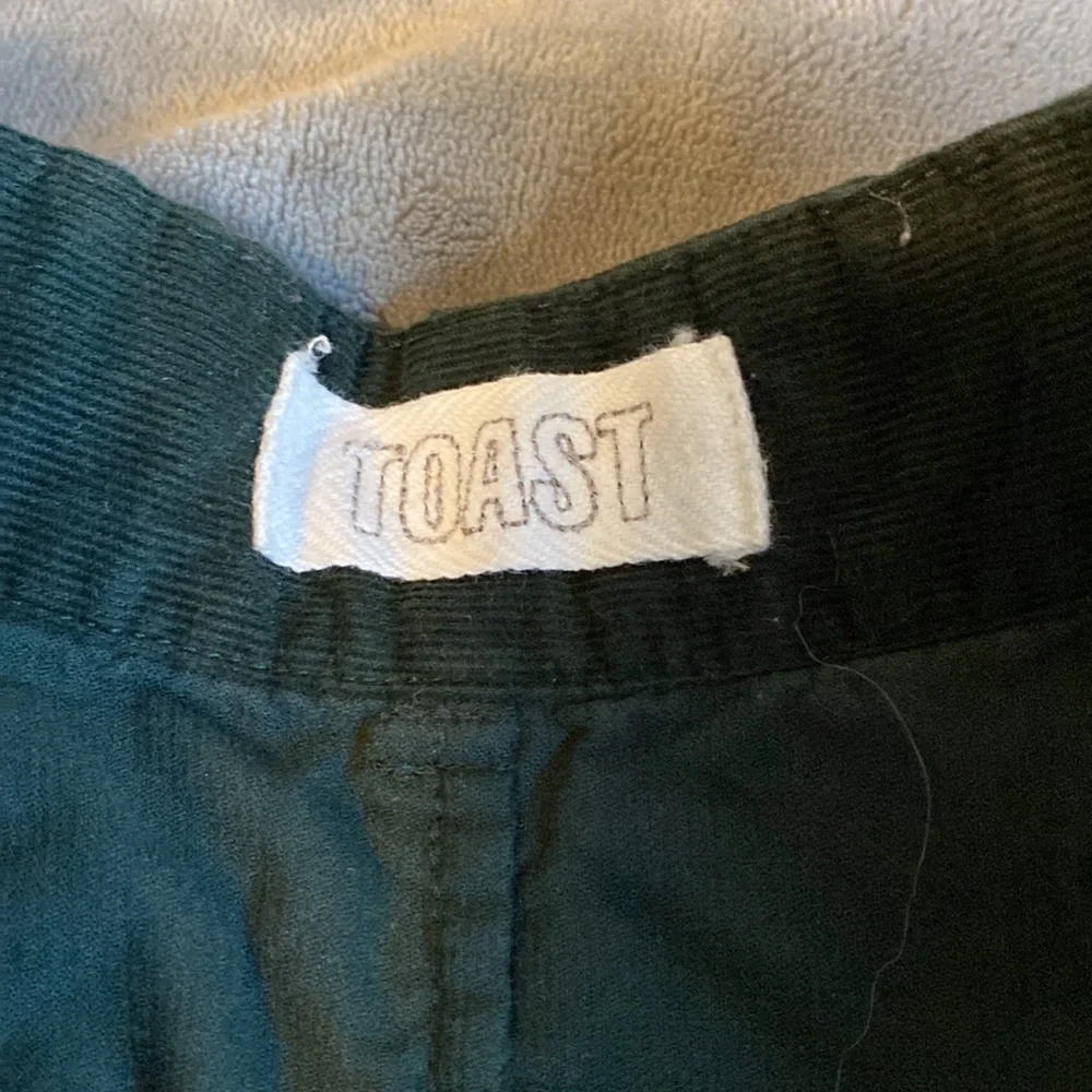 Toast corduroy midi skirt - Picture 2 of 4